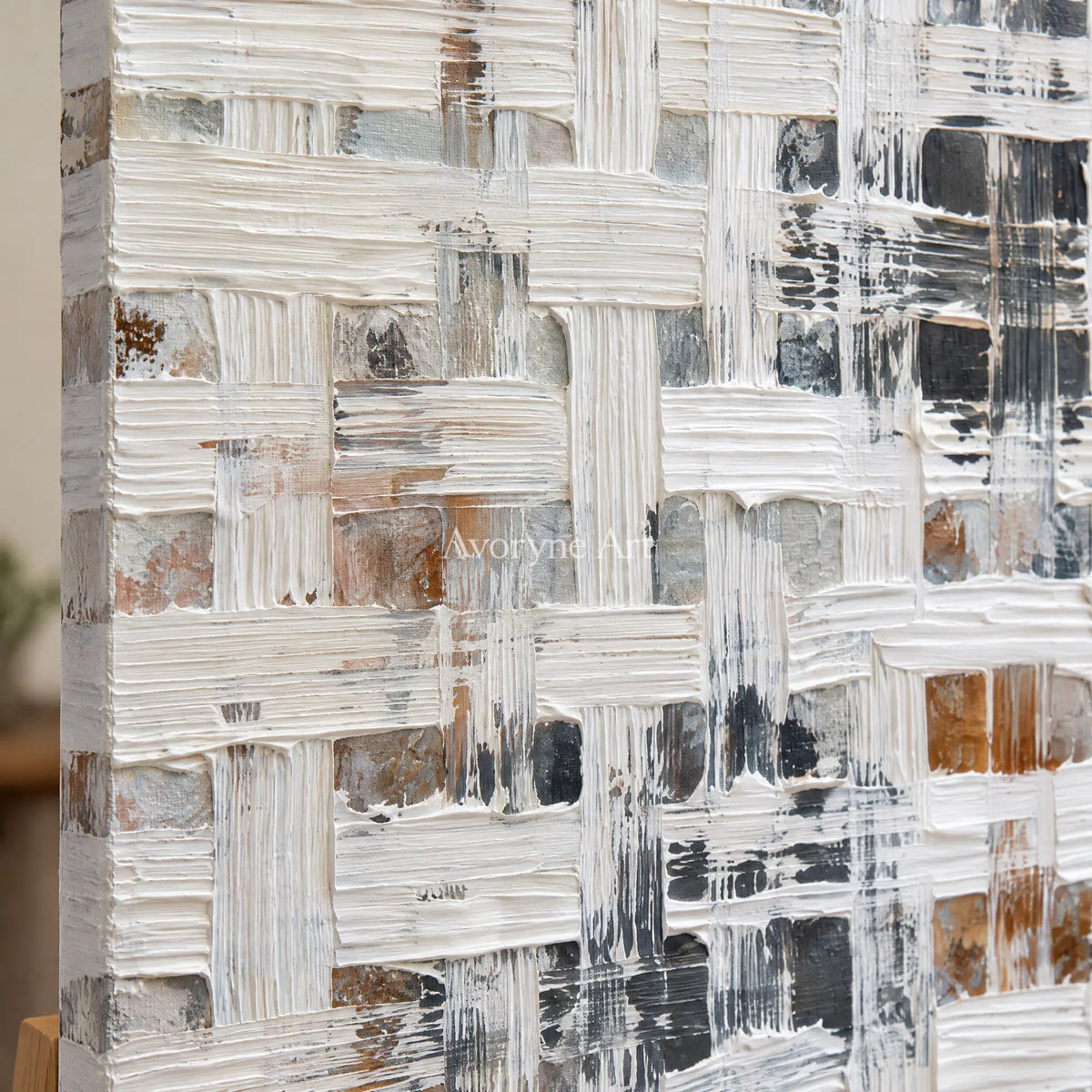Ivory Winding Interval: Gray Grid Texture — detail easel