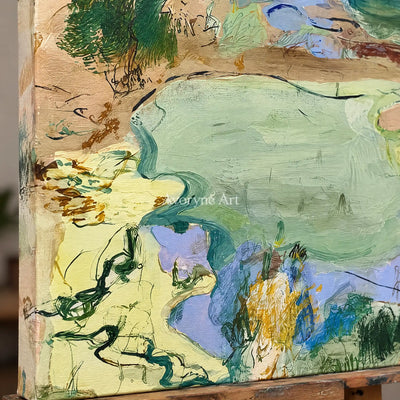 Ivory Open Echo: Green Organic Gesture — detail easel
